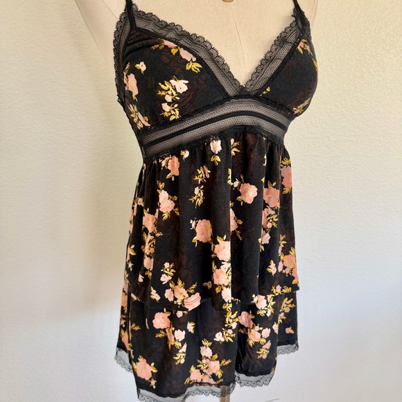 Victoria's Secret Other - 🌹 VS Black Pink Roses Floral Print Heavenly Supersoft Modal Lace Cami Short Set